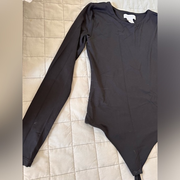 House of Harlow Black long sleeve bodysuit - Picture 3 of 10